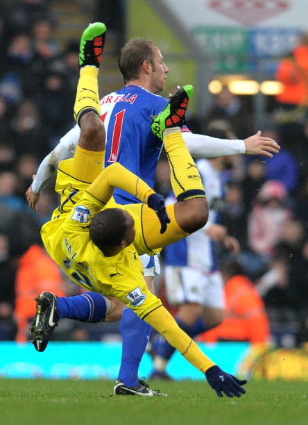 他自幼在阿 他自幼在阿