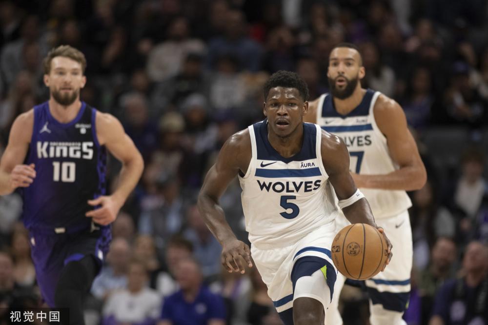 自信满满地 自信满满地